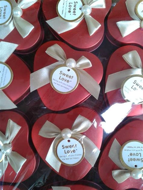 Wedding Favors Metal Box 